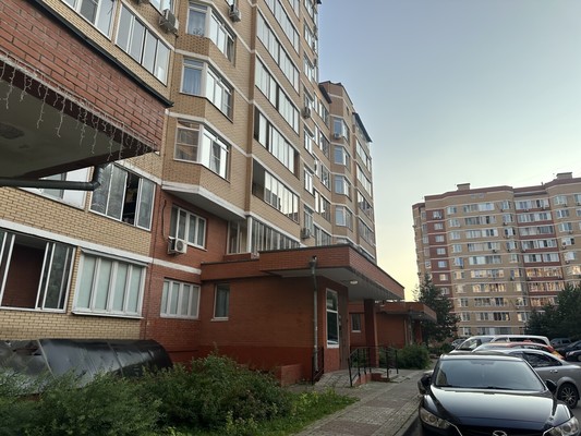 Продам двухкомнатную (2-комн.) квартиру, Родники мкр, 3, Знамя Октября п