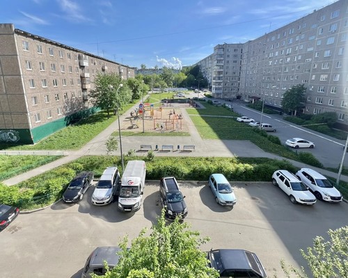 Продам двухкомнатную (2-комн.) квартиру, Зари ул, 31, Нижний Тагил г