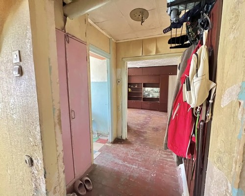 Продам двухкомнатную (2-комн.) квартиру, Зари ул, 31, Нижний Тагил г