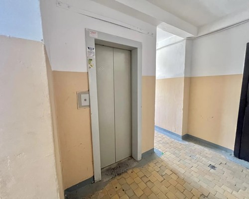 Продам двухкомнатную (2-комн.) квартиру, Зари ул, 31, Нижний Тагил г