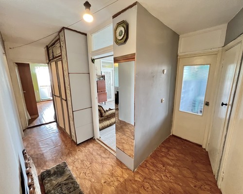Продам многокомнатную квартиру, Ленинградский пр-кт, 36, Нижний Тагил г