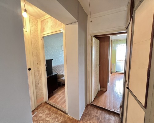 Продам многокомнатную квартиру, Ленинградский пр-кт, 36, Нижний Тагил г