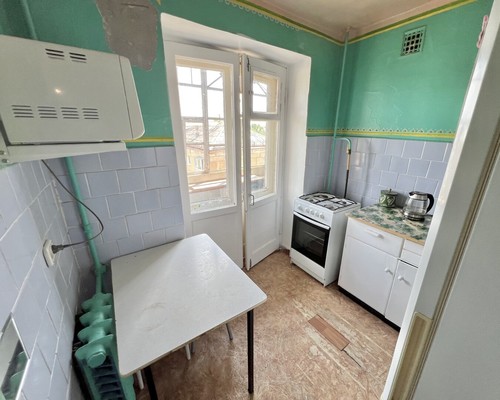 Продам многокомнатную квартиру, Ленинградский пр-кт, 36, Нижний Тагил г