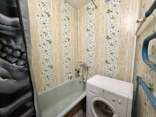 Продам однокомнатную (1-комн.) квартиру, Центральная ул, 18А, Пролетарский рп