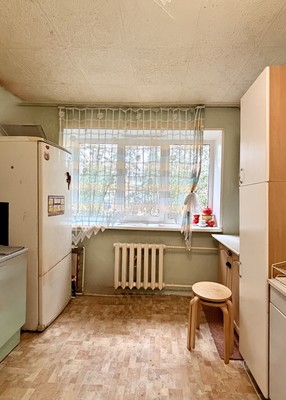 Продам комнату в 5-комн. квартире, Коминтерна ул, 57, Нижний Тагил г