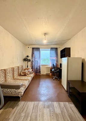 Продам комнату в 5-комн. квартире, Коминтерна ул, 57, Нижний Тагил г