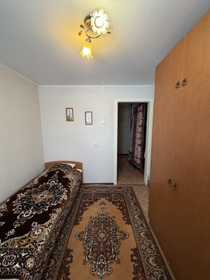Продам трехкомнатную (3-комн.) квартиру, Калинина ул, 114, Ишим г