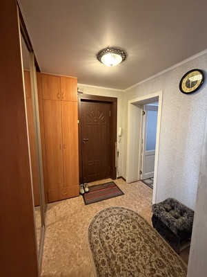 Продам трехкомнатную (3-комн.) квартиру, Калинина ул, 114, Ишим г