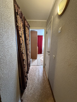 Продам трехкомнатную (3-комн.) квартиру, Калинина ул, 114, Ишим г