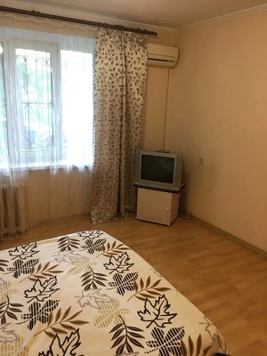 Продам однокомнатную (1-комн.) квартиру, Борко ул, 3/2, Ростов-на-Дону г