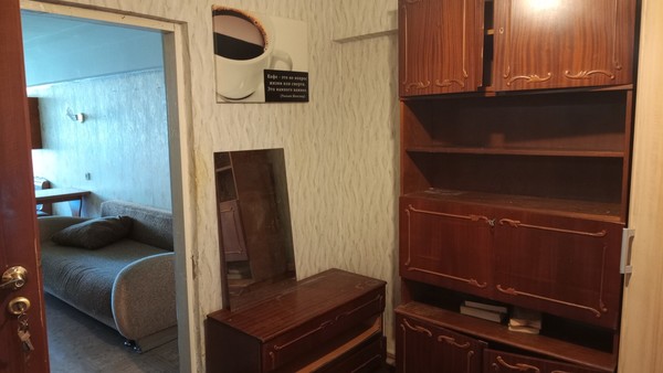 Продам двухкомнатную (2-комн.) квартиру, Донская ул, 45, Симферополь г