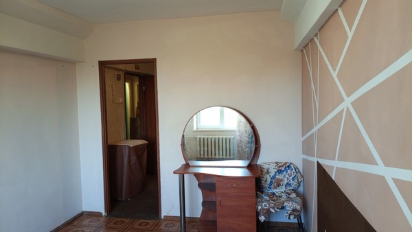 Продам двухкомнатную (2-комн.) квартиру, Донская ул, 45, Симферополь г