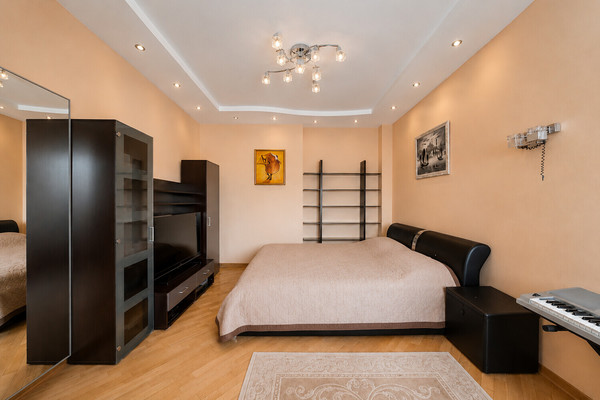 Продам двухкомнатную (2-комн.) квартиру, Хачатуряна ул, 12к1, Москва г