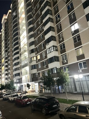 Продам двухкомнатную (2-комн.) квартиру, им. Адмирала Крузенштерна ул, 6, Краснодар г
