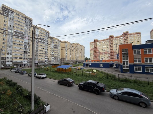 Продам однокомнатную (1-комн.) квартиру, Зеленая ул, 4, Свердловский рп