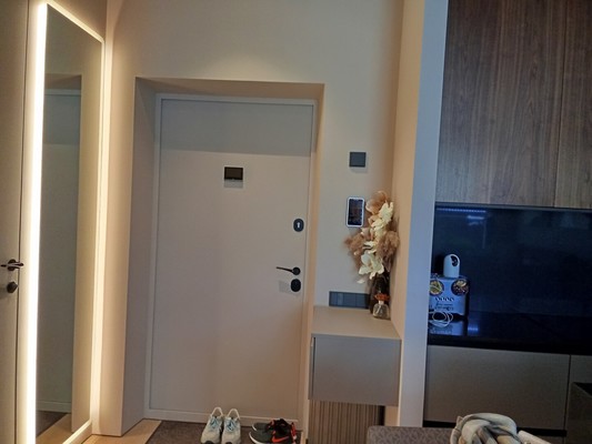 Продам трехкомнатную (3-комн.) квартиру, Мичуринский пр-кт, 56кТанде, Москва г