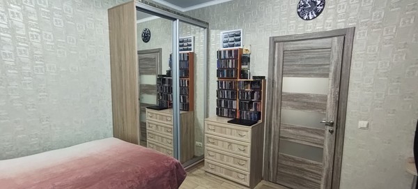 Продам однокомнатную (1-комн.) квартиру, Заречная ул, 17, Парголово п