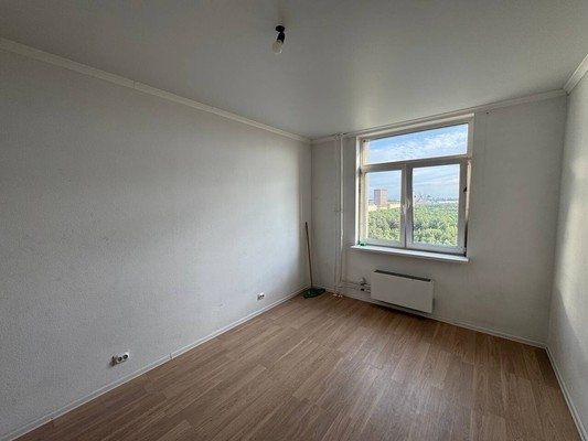 Продам трехкомнатную (3-комн.) квартиру, Сосновая ул, 1к3, Котельники г