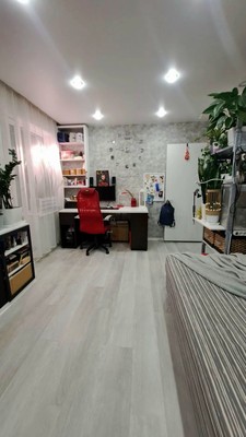 Продам трехкомнатную (3-комн.) квартиру, Красные Казармы ул, 67, Пермь г