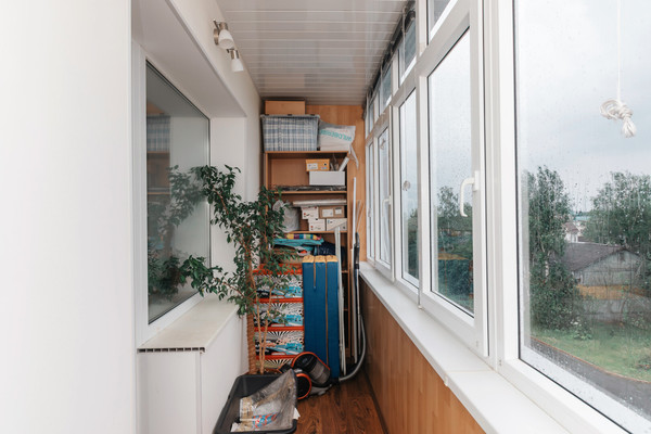 Продам трехкомнатную (3-комн.) квартиру, Красногвардейская ул, 11, Ханты-Мансийск г