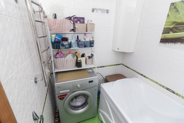 Продам трехкомнатную (3-комн.) квартиру, Красногвардейская ул, 11, Ханты-Мансийск г