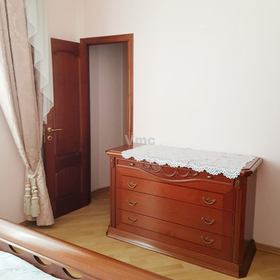 Сдам трехкомнатную (3-комн.) квартиру, Давыдковская ул, 16, Москва г