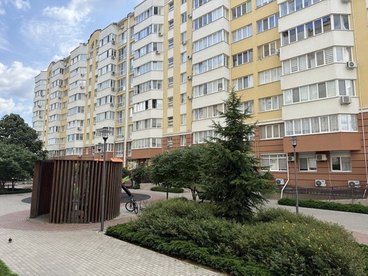 Продам однокомнатную (1-комн.) квартиру, Железнодорожная ул, 1е, Симферополь г