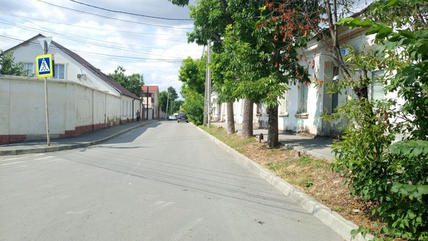 Продам однокомнатную (1-комн.) квартиру, Генерал-майора П.П.Яременко ул, 42, Симферополь г