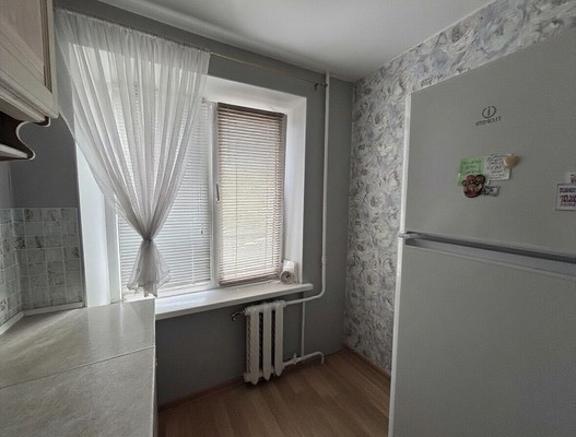 Продам однокомнатную (1-комн.) квартиру, Герцена ул, 7, Новороссийск г