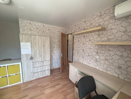 Продам однокомнатную (1-комн.) квартиру, Герцена ул, 7, Новороссийск г