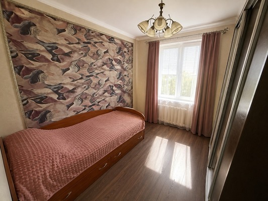 Продам трехкомнатную (3-комн.) квартиру, Видова ул, 160А, Новороссийск г