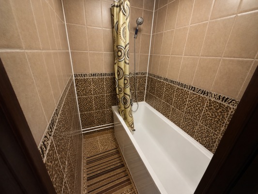 Продам трехкомнатную (3-комн.) квартиру, Видова ул, 160А, Новороссийск г