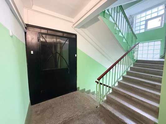 Продам однокомнатную (1-комн.) квартиру, им. Матэ Залки ул, 7А, Симферополь г