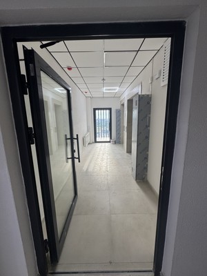 Продам однокомнатную (1-комн.) квартиру, Александра Суворова пр-кт, 25к2, Симферополь г