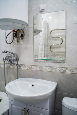 Продам двухкомнатную (2-комн.) квартиру, Школьная ул, 4, Шарапова-Охота п