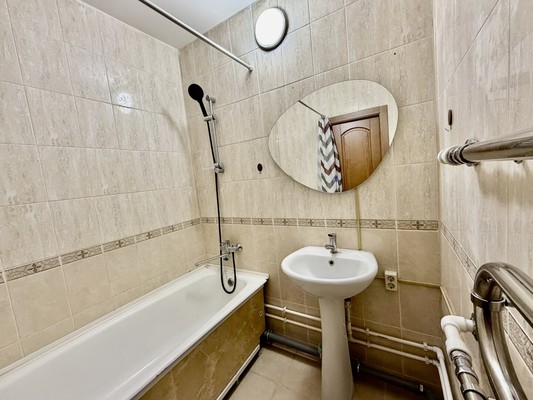 Продам двухкомнатную (2-комн.) квартиру, Центральная ул, 41, Чехов г