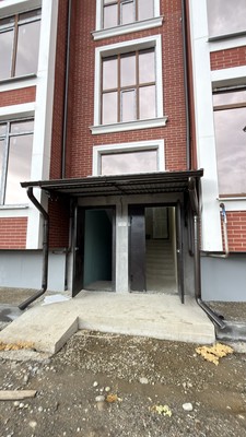 Продам трехкомнатную (3-комн.) квартиру, Шогенова ул, 75, Нальчик г