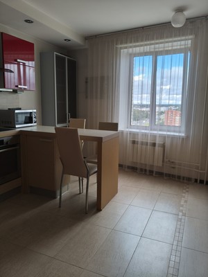 Продам многокомнатную квартиру, Сизова пр-кт, 25, Санкт-Петербург г
