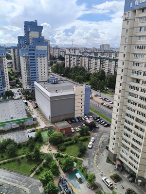 Продам многокомнатную квартиру, Сизова пр-кт, 25, Санкт-Петербург г