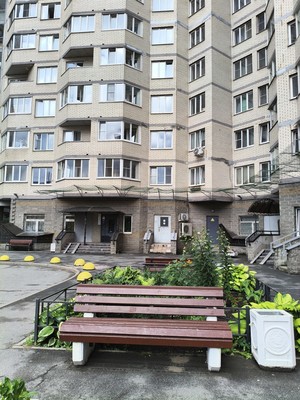 Продам многокомнатную квартиру, Сизова пр-кт, 25, Санкт-Петербург г