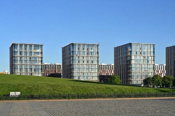 Продам многокомнатную квартиру, Братьев Фонченко ул, 1к2, Москва г