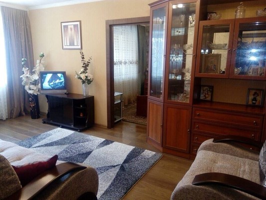Продам трехкомнатную (3-комн.) квартиру, Подольская ул, 17, Северово д