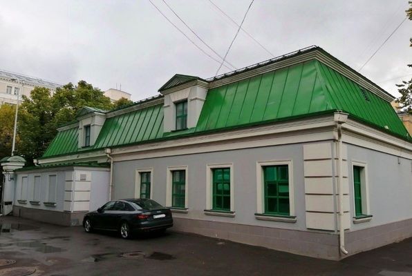Продам коммерческое помещение 524 м2, Покровский б-р, 16 5, Москва г