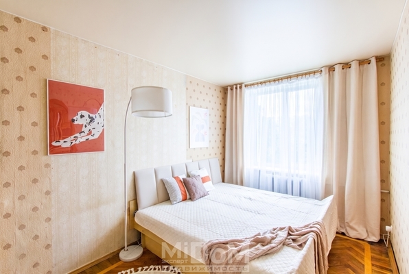 Продам двухкомнатную (2-комн.) квартиру, Кузнецовская ул, 8к3 литера А, Санкт-Петербург г