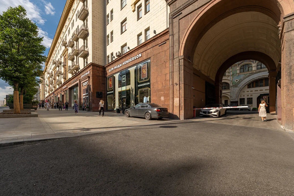 Продам трехкомнатную (3-комн.) квартиру, Тверская ул, 6, Москва г
