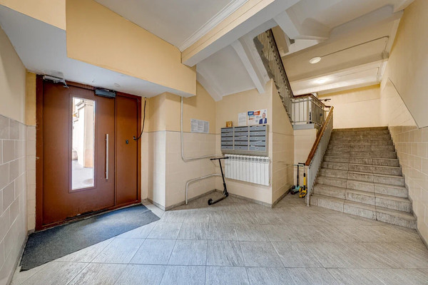 Продам трехкомнатную (3-комн.) квартиру, Тверская ул, 6, Москва г