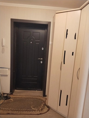 Продам трехкомнатную (3-комн.) квартиру, Свердлова ул, 10, Ишим г