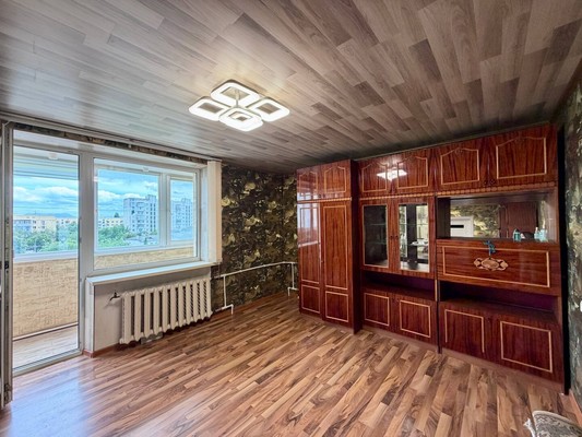 Продам двухкомнатную (2-комн.) квартиру, Советский пер, 13, Комсомольское пгт