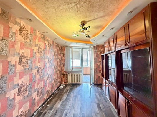 Продам двухкомнатную (2-комн.) квартиру, Советский пер, 13, Комсомольское пгт
