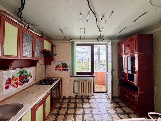 Продам двухкомнатную (2-комн.) квартиру, Советский пер, 13, Комсомольское пгт